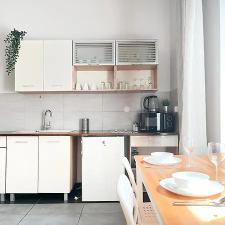 Perfect Place For Couples, Pilsudskiego Street - Old Town Апартаменты