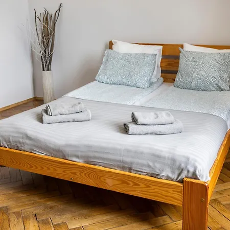 Apartment Perfect Place For Couples, Pilsudskiego Street - Old Town