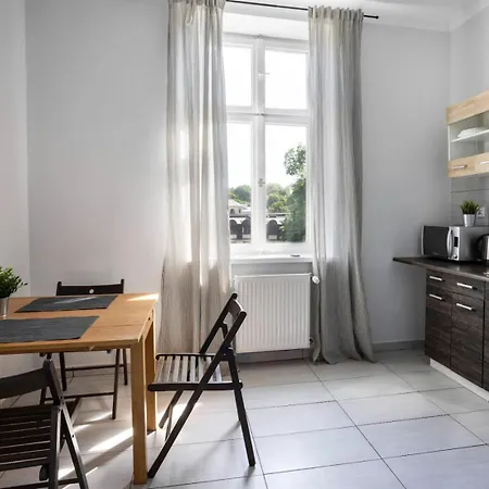 Perfect Place For Couples, Pilsudskiego Street - Old Town *