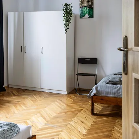 Perfect Place For Couples, Pilsudskiego Street - Old Town Krakow