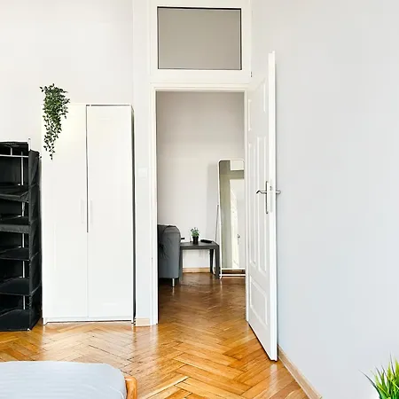 Perfect Place For Couples, Pilsudskiego Street - Old Town Apartment *