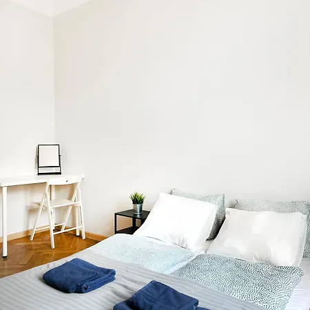 Perfect Place For Couples, Pilsudskiego Street - Old Town Apartment