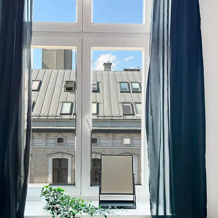 Apartment Perfect Place For Couples, Pilsudskiego Street - Old Town Krakow