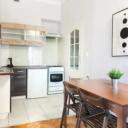 Apartment Perfect Place For Couples, Pilsudskiego Street - Old Town *